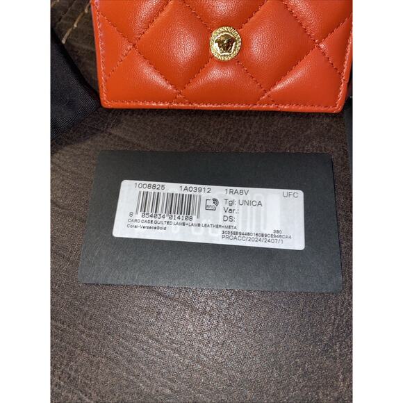 NWT Versace Mini Medusa Coral Quilted Lamb Leather Slim Card Case Wallet - Picture 2 of 10